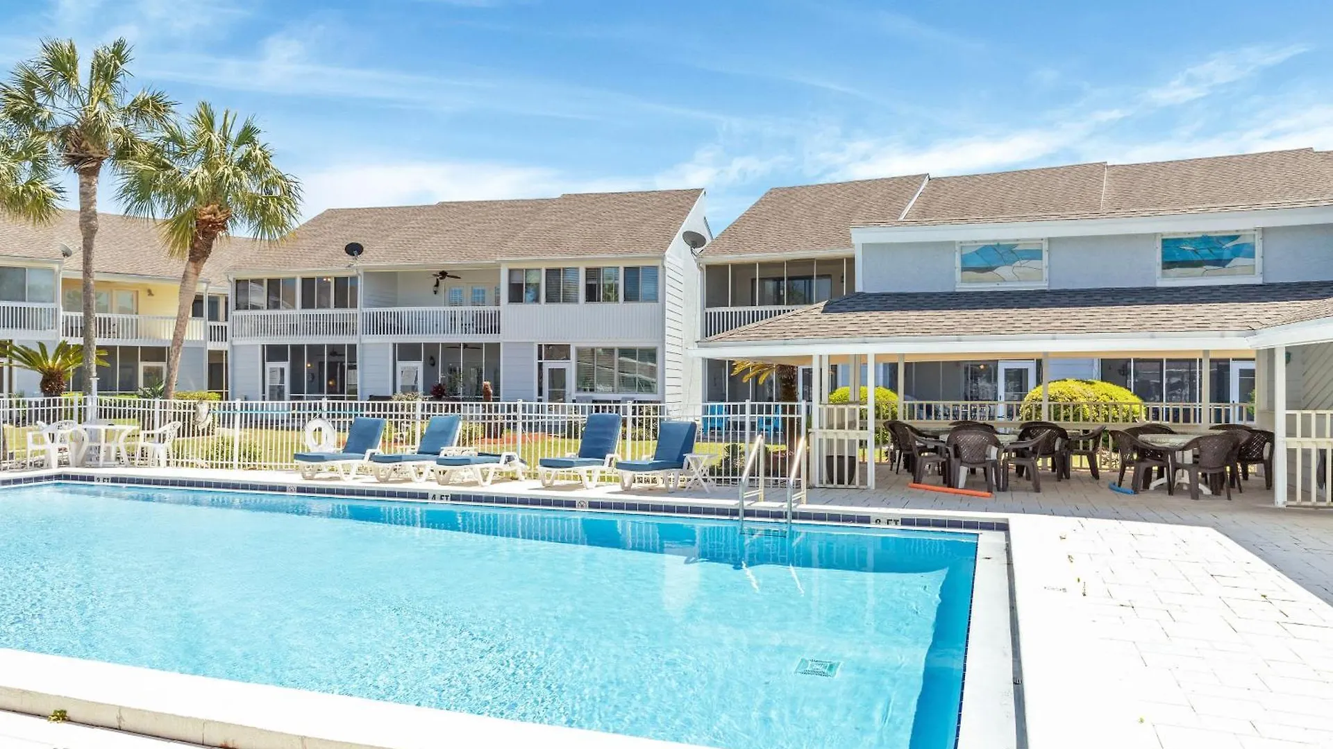Apartment Sandpiper Cove 2138- By Holiday Isle Properties Destin